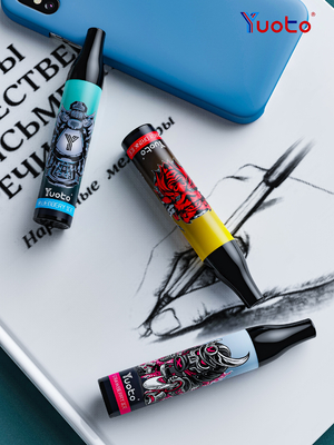 15 Aroma's 2000puffs Yuoto Beschikbare Vape 6ml E Vloeibare 850mAh met Mesh Coil