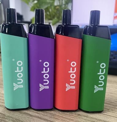 OEM Vape Fabriek Beschikbare Vape Pen Starter Kit Yuoto Thanos 5000 de Batterij 14ejuice van Rookwolkvapes 650mAh